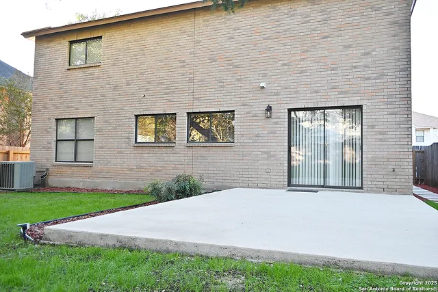 $299,900 | 16323 Walnut Creek Drive, San Antonio, TX 78247