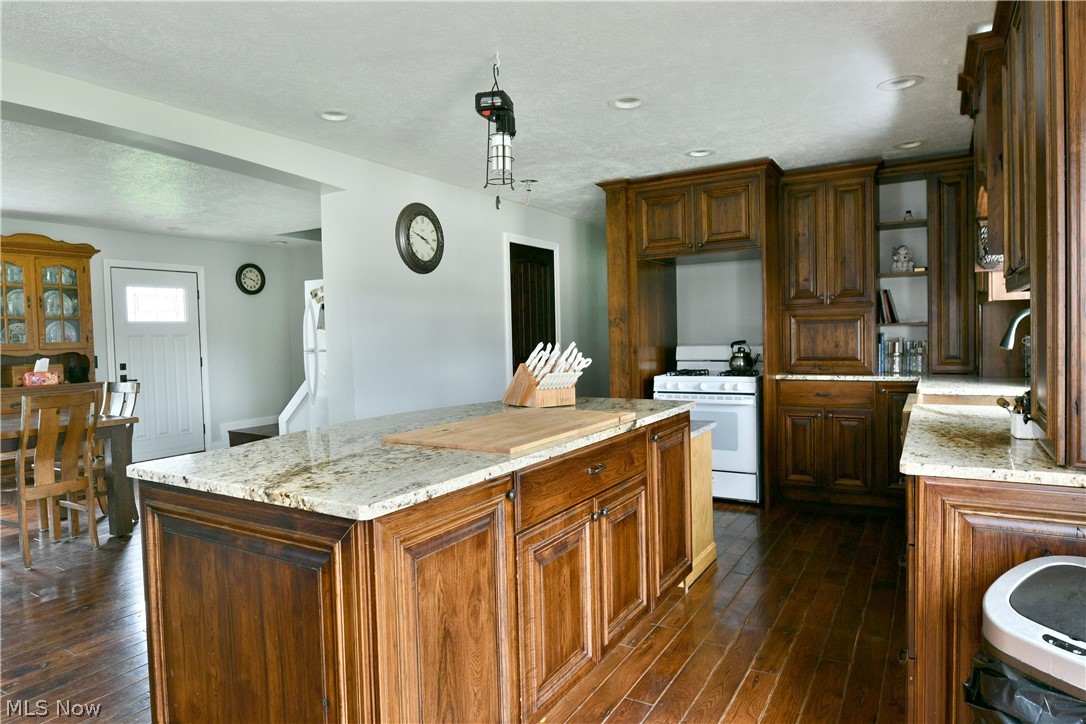 4429 Ireland Road Rome, OH 44085 - Photo 9 of 50
