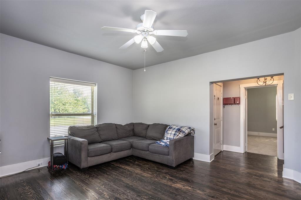 230 Main Street Lindsay, TX 76250 - Photo 4 of 29