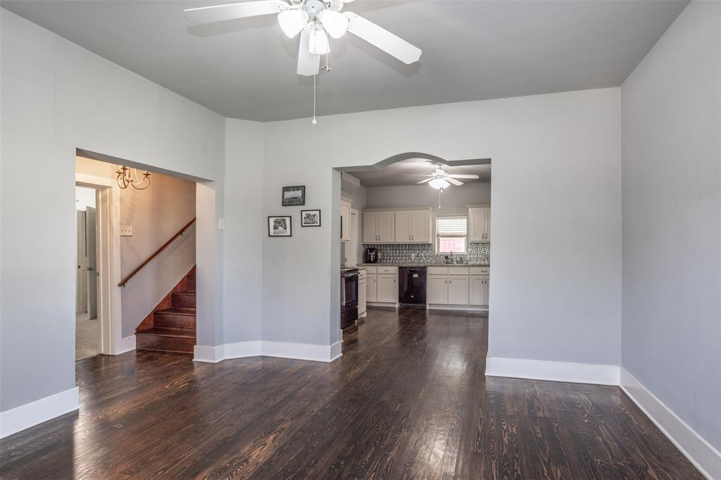 230 Main Street Lindsay, TX 76250 - Photo 6 of 29