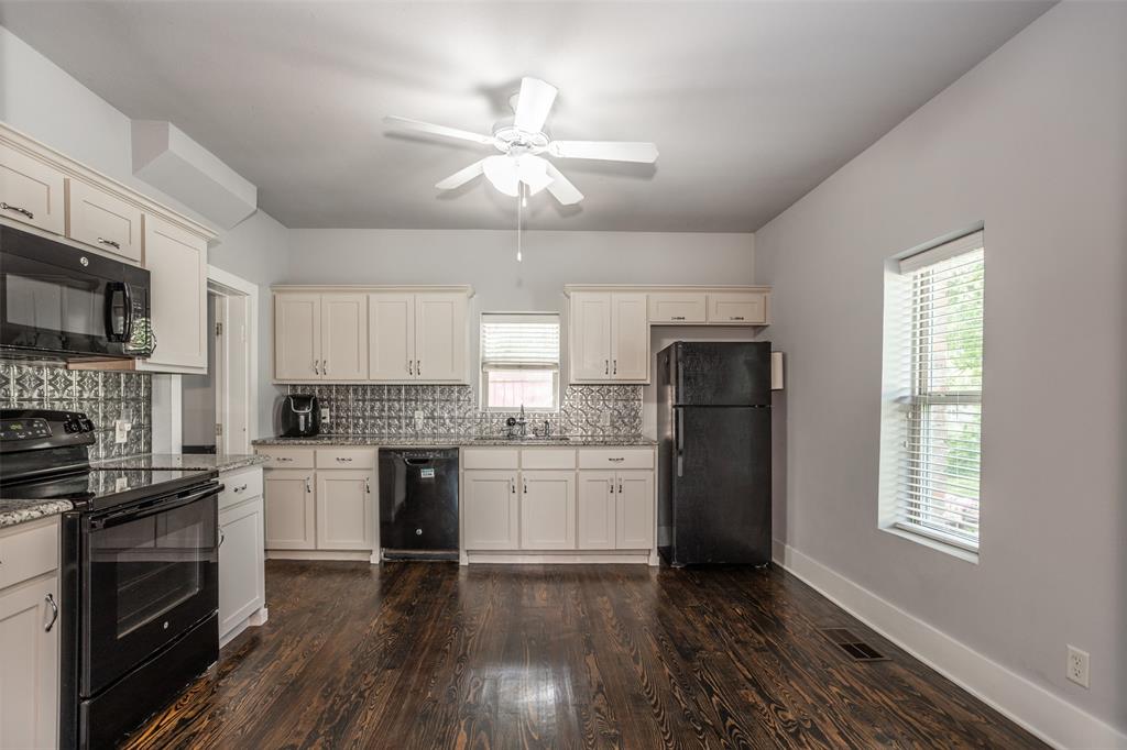 230 Main Street Lindsay, TX 76250 - Photo 8 of 29