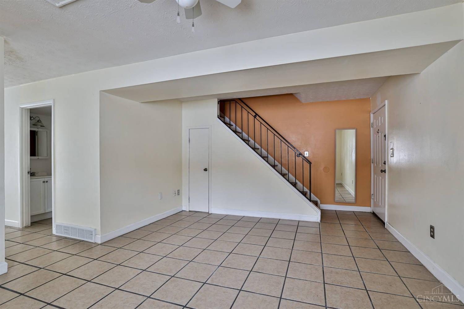 7752 Montgomery Road, Unit 56 Cincinnati, OH 45236 - Photo 5 of 29