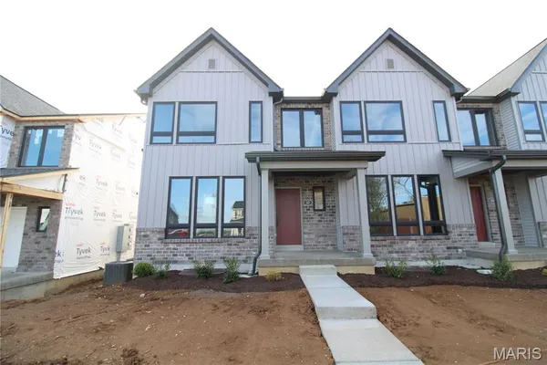 $2,395 | 37 Wingtip Ct Street, St. Peters, MO 63376