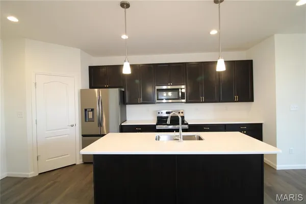 $2,395 | 37 Wingtip Ct Street, St. Peters, MO 63376