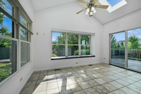 $798,000 | 6409 Davidson Court, Gurnee, IL 60031