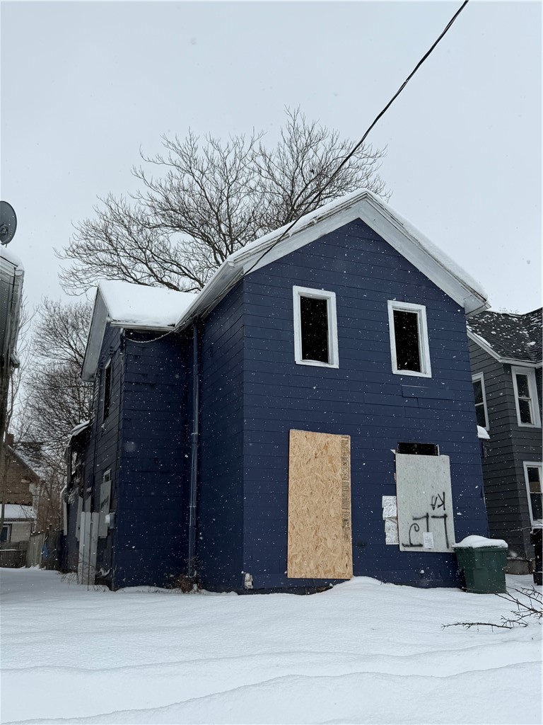 21 Gladstone Street Rochester, NY 14611 - Photo 2 of 12