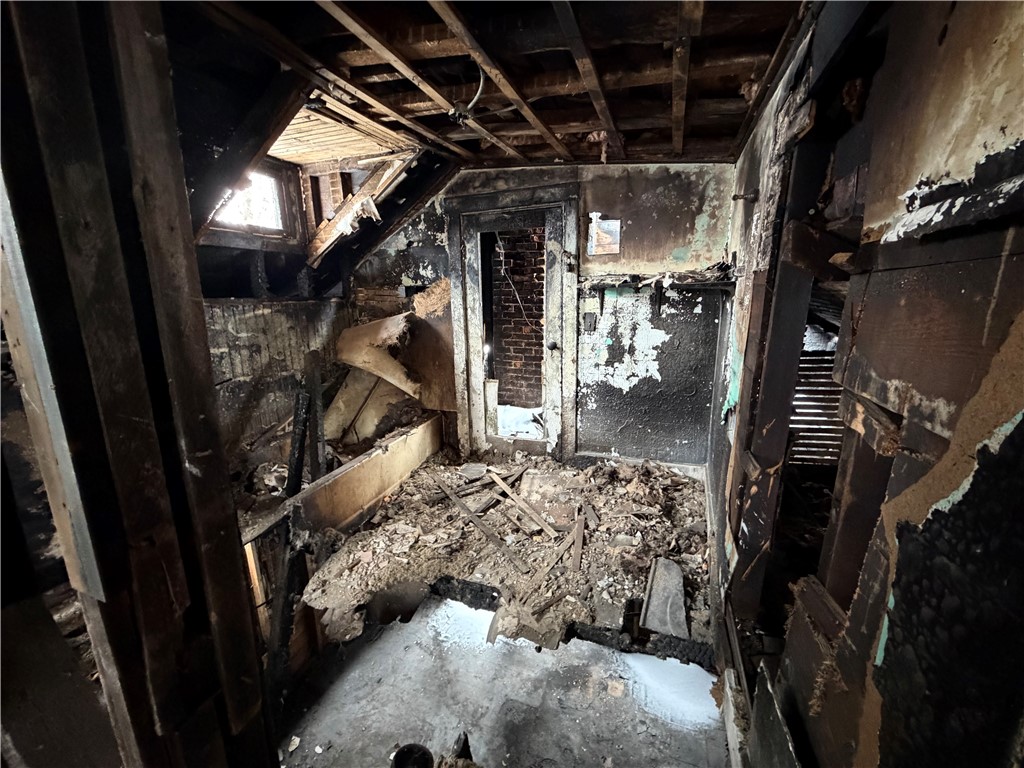 21 Gladstone Street Rochester, NY 14611 - Photo 8 of 12