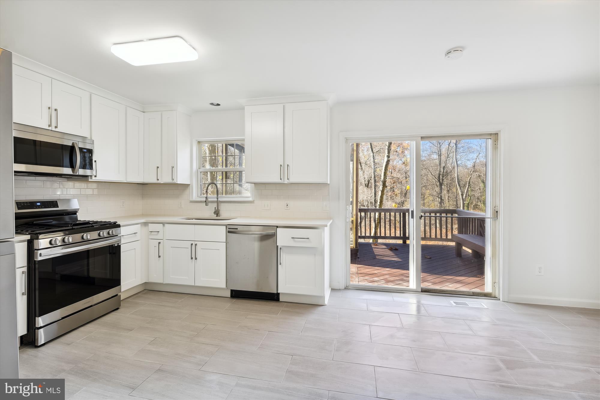 6628 Ridgeborne Drive Rosedale, MD 21237 - Photo 8 of 31 Gallery Image 8