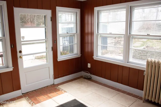 $337,000 | 1072 University Place, Schenectady, NY 12308