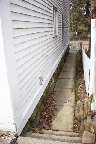 $337,000 | 1072 University Place, Schenectady, NY 12308