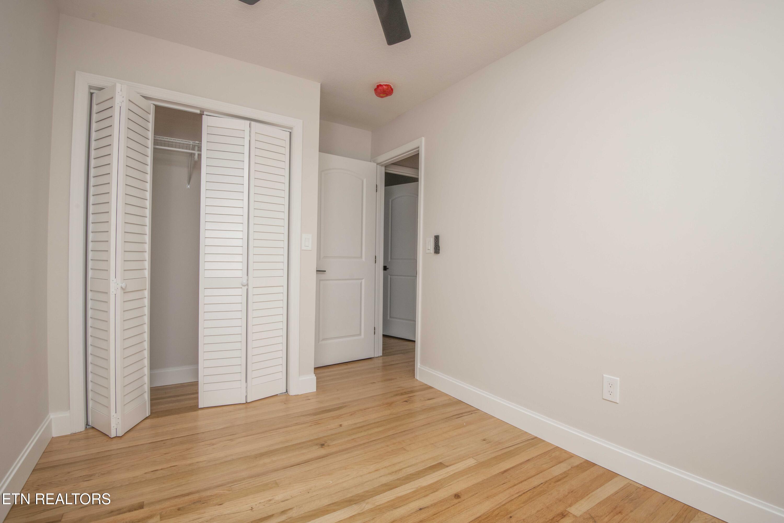304 Firestone Road Oak Ridge, TN 37830 - Photo 45 of 50 bed 2