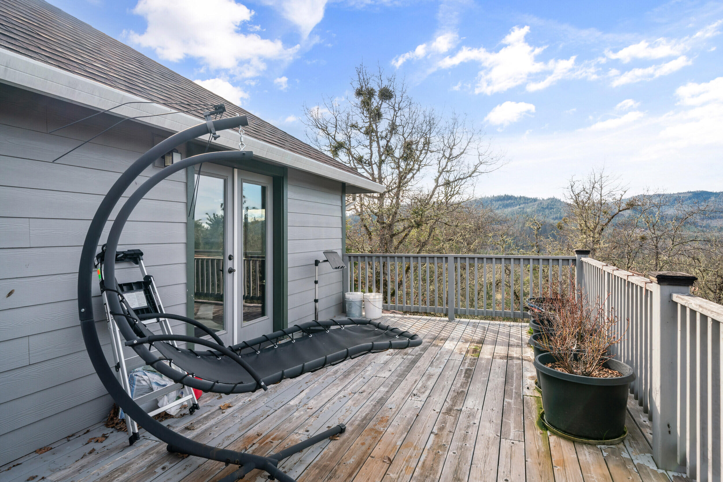 12594 McNeil Creek Road Trail, OR 97541 - Photo 27 of 43 Deck