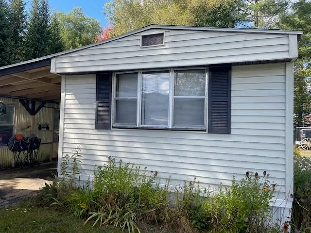 $49,900 | 141 Lancaster Road, Unit TRLR 1, Gorham, NH 03581