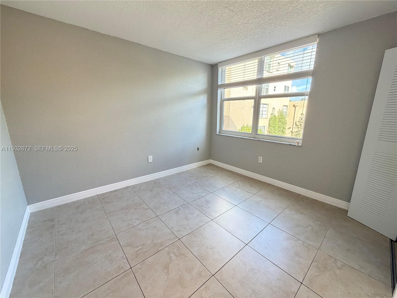 9491 Evergreen Place, Unit 201 Davie, FL 33324 - Photo 20 of 33