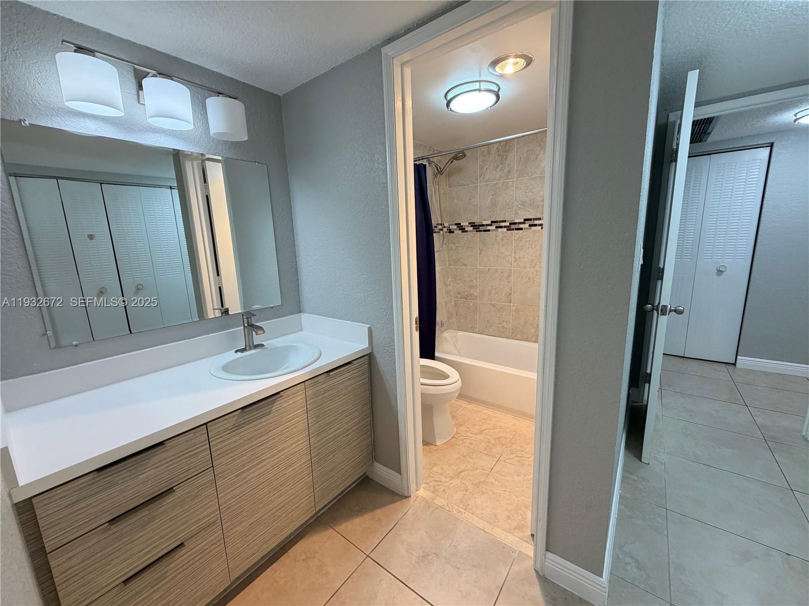 9491 Evergreen Place, Unit 201 Davie, FL 33324 - Photo 28 of 33