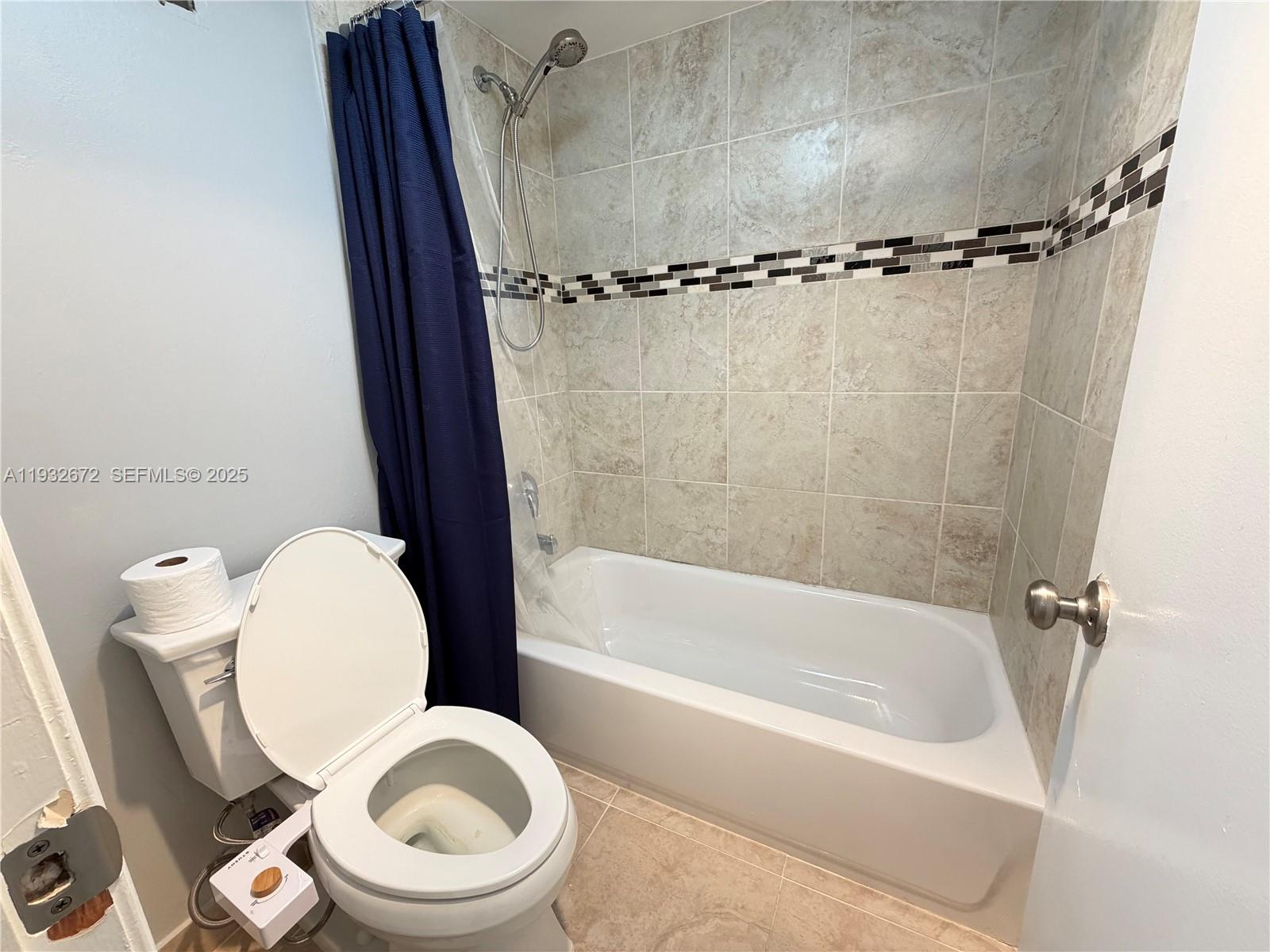 9491 Evergreen Place, Unit 201 Davie, FL 33324 - Photo 29 of 33