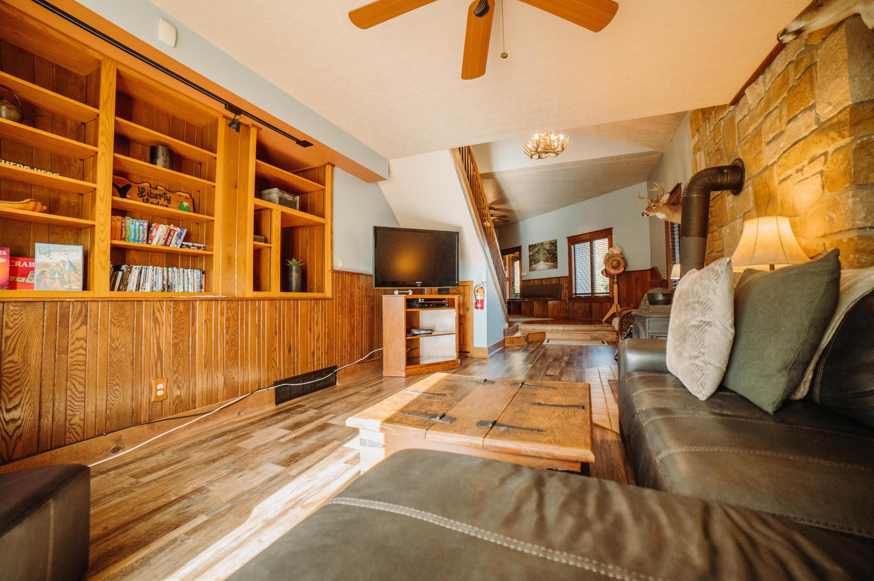 64046 Bethel Road Creola, OH 45622 - Photo 13 of 77 Liberty Lodge ©Stephanie West Photograph