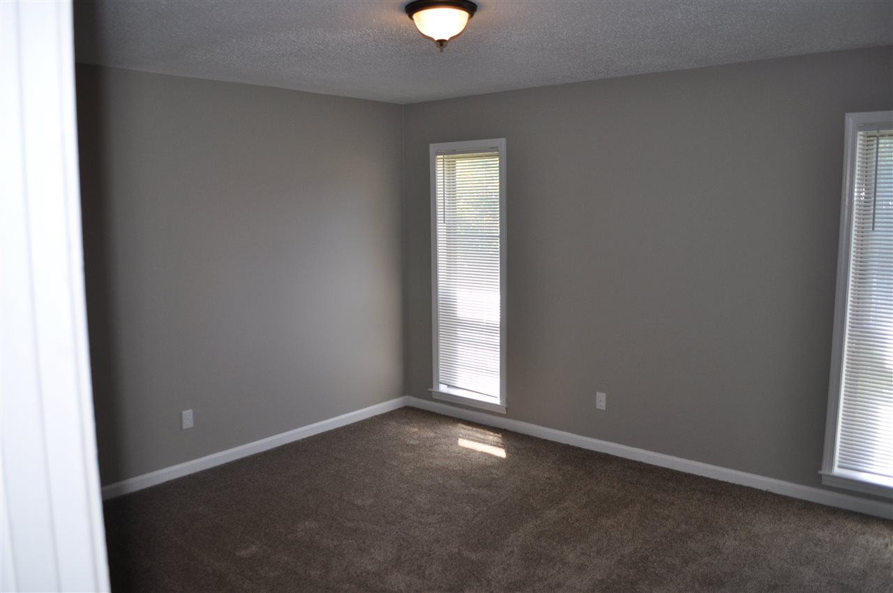 2359 Ridgeway Road Memphis, TN 38119 - Photo 17 of 20 Gallery Image 17