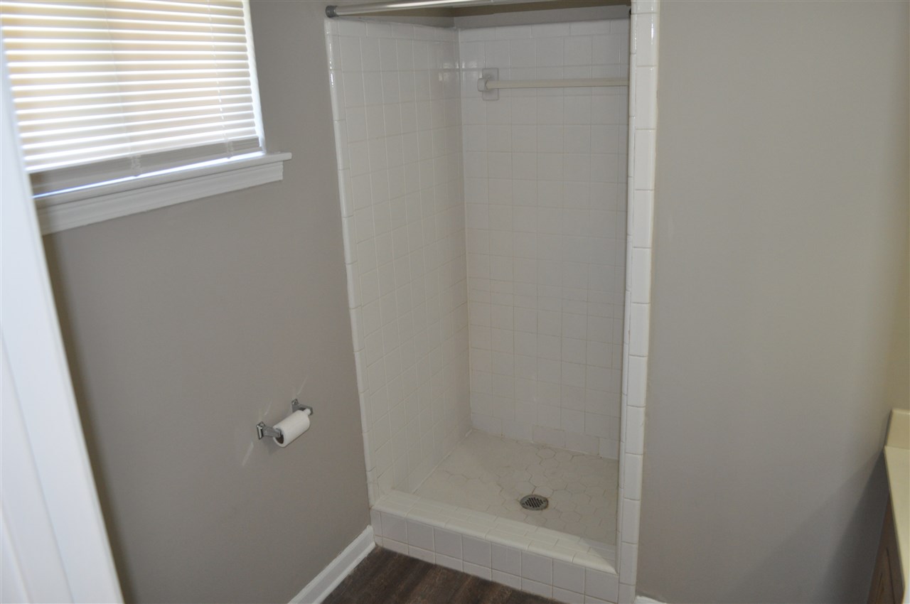 2359 Ridgeway Road Memphis, TN 38119 - Photo 18 of 20 Gallery Image 18