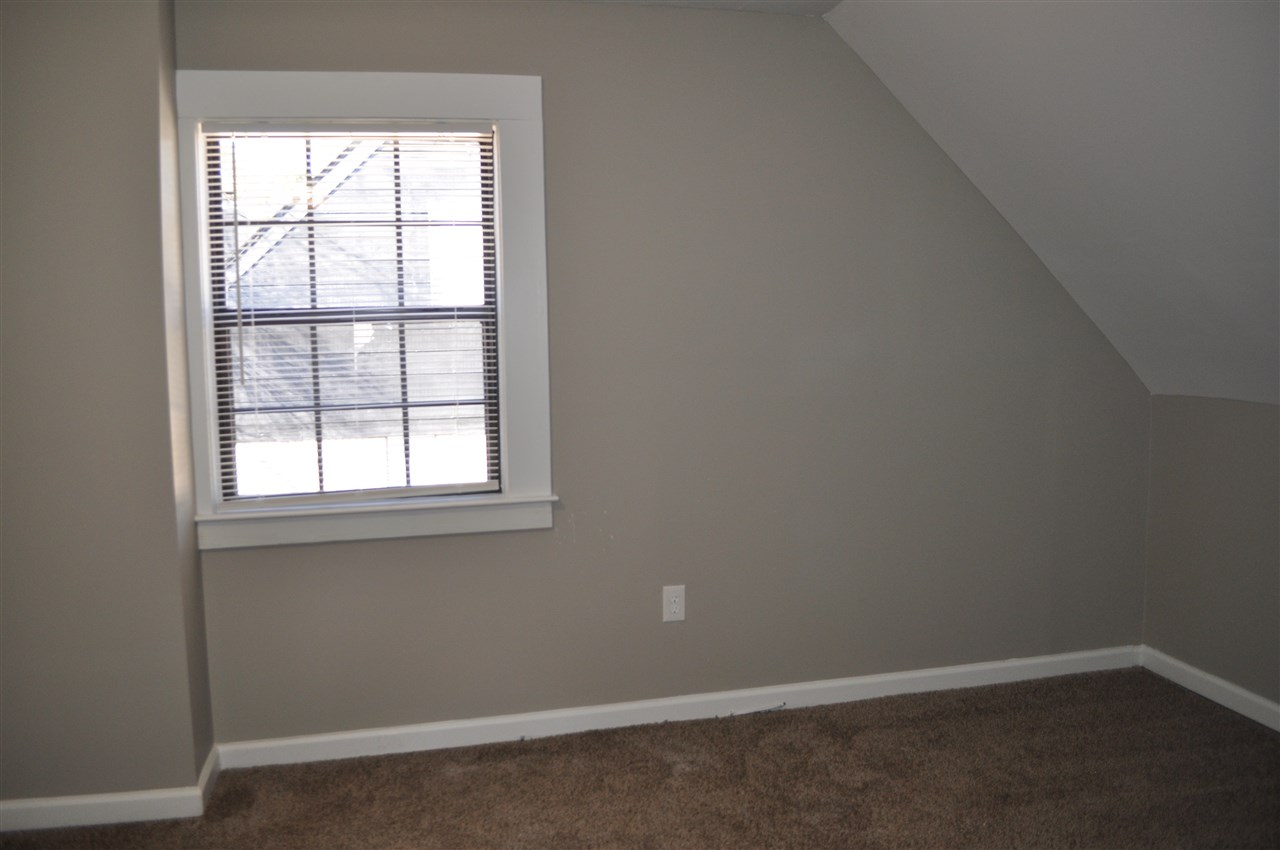 2359 Ridgeway Road Memphis, TN 38119 - Photo 6 of 20 Gallery Image 6