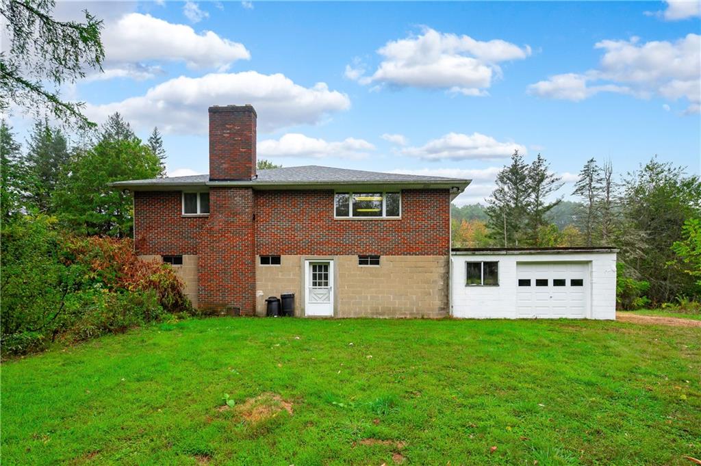 shows side yard