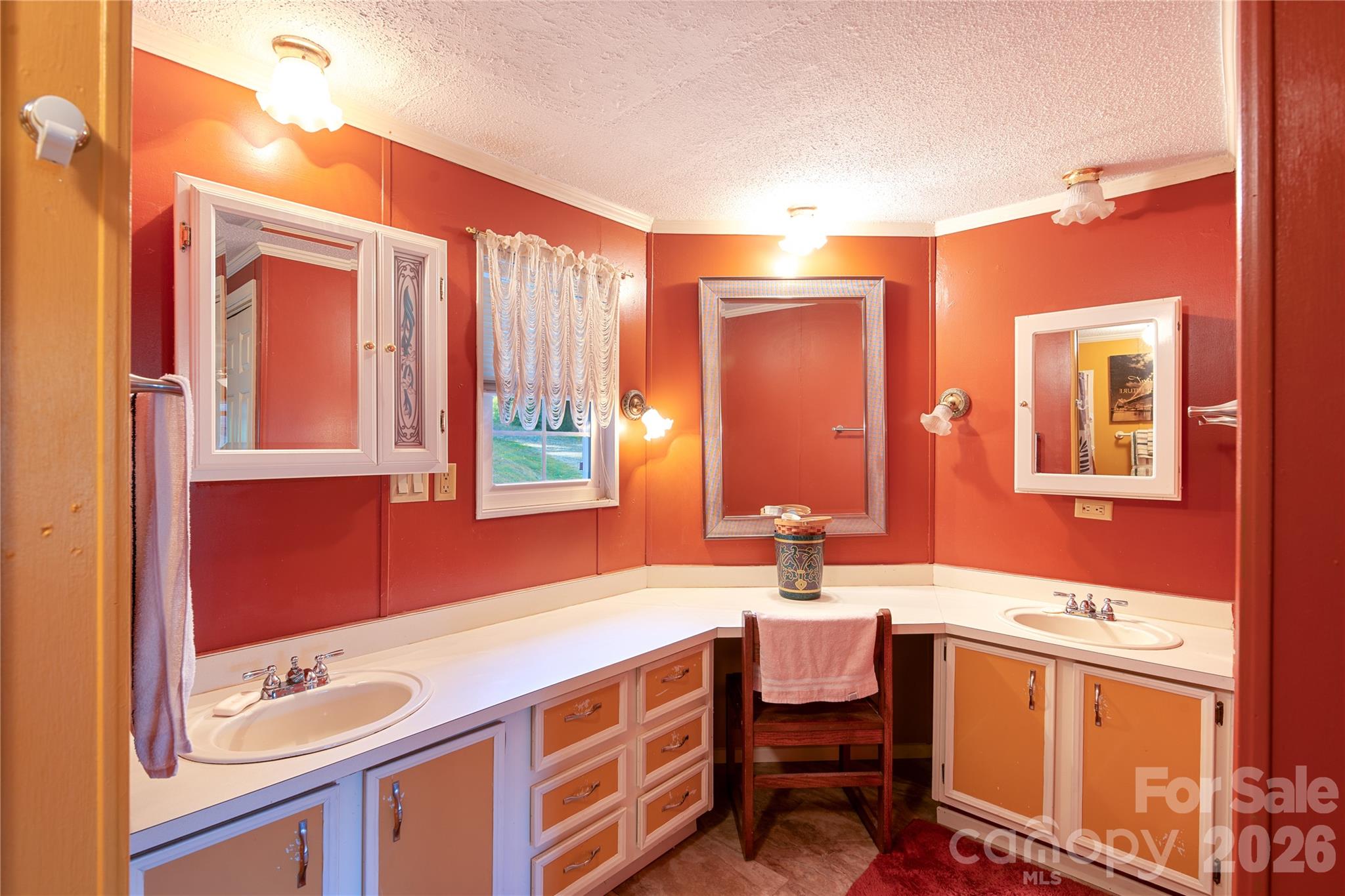 204 Grove Road Sylva, NC 28779 - Photo 22 of 31 Gallery Image 22