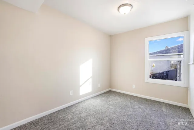 $310,000 | 742 Grant Twin Falls, Twin Falls, ID 83301