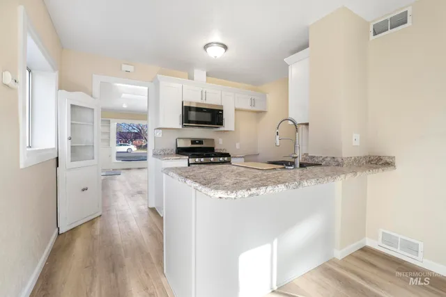 $310,000 | 742 Grant Twin Falls, Twin Falls, ID 83301