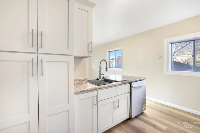 $310,000 | 742 Grant Twin Falls, Twin Falls, ID 83301