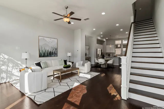 $3,500 | 2104 North St Mary's Street, San Antonio, TX 78212