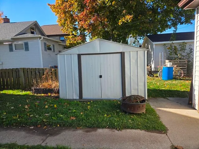 $230,000 | 1346 Lenz Court, Sheboygan, WI 53083