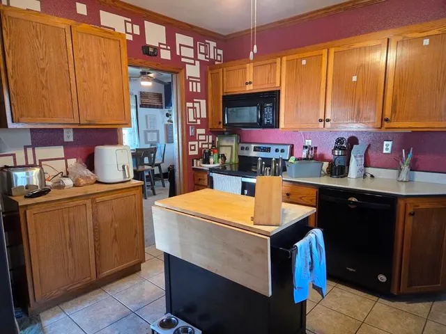 $230,000 | 1346 Lenz Court, Sheboygan, WI 53083