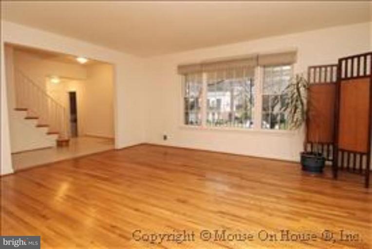 9211 Friars Road Bethesda, MD 20817 - Photo 2 of 30 Large, Sunny LivingRoom w/beautiful hardwoods