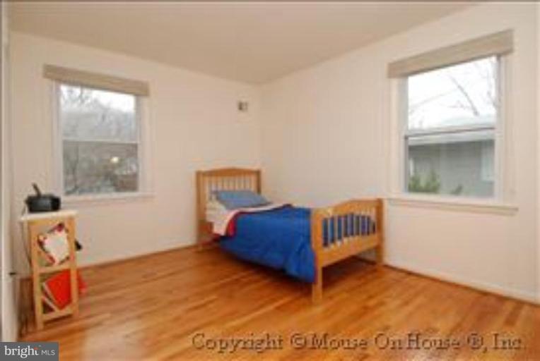 9211 Friars Road Bethesda, MD 20817 - Photo 18 of 30 Bedroom #1