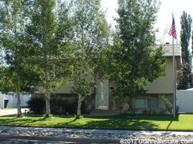 1074 North 700 West Clinton, UT 84015 - Photo 1 of 1