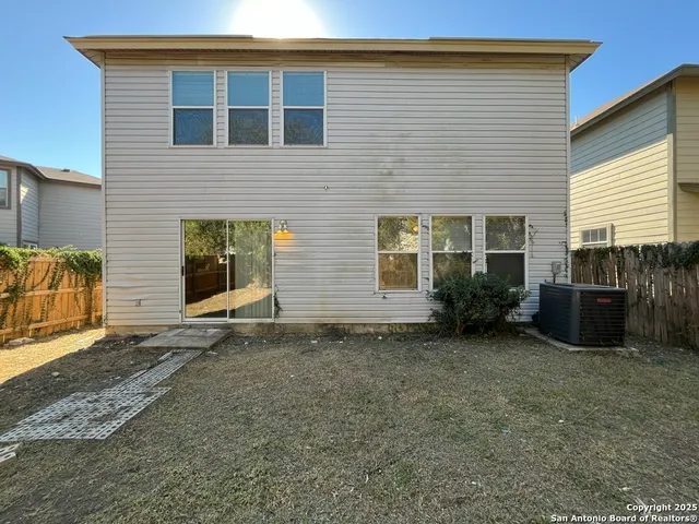 $1,695 | 329 Agency Oaks, San Antonio, TX 78249
