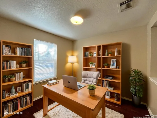 $1,695 | 329 Agency Oaks, San Antonio, TX 78249