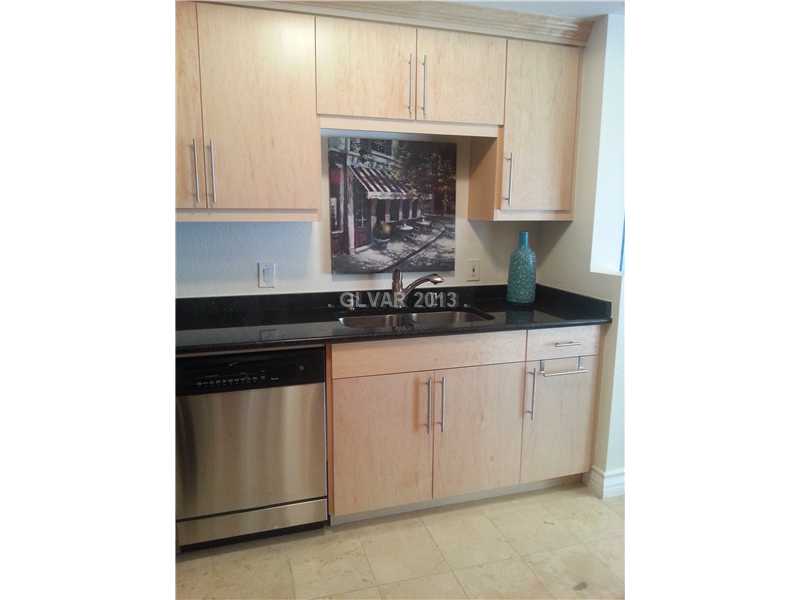 270 East Flamingo Road, Unit 130 Las Vegas, NV 89169 - Photo 3 of 11 Kitchen.