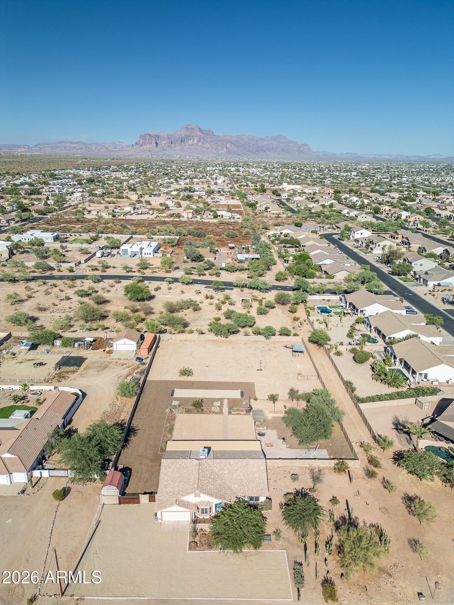907 North Mountain Road Mesa, AZ 85207 - Photo 37 of 44