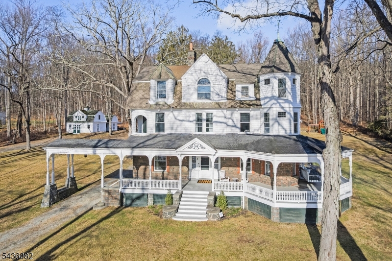 211 Mountainside Road Mendham, NJ 07945 - Photo 2 of 35