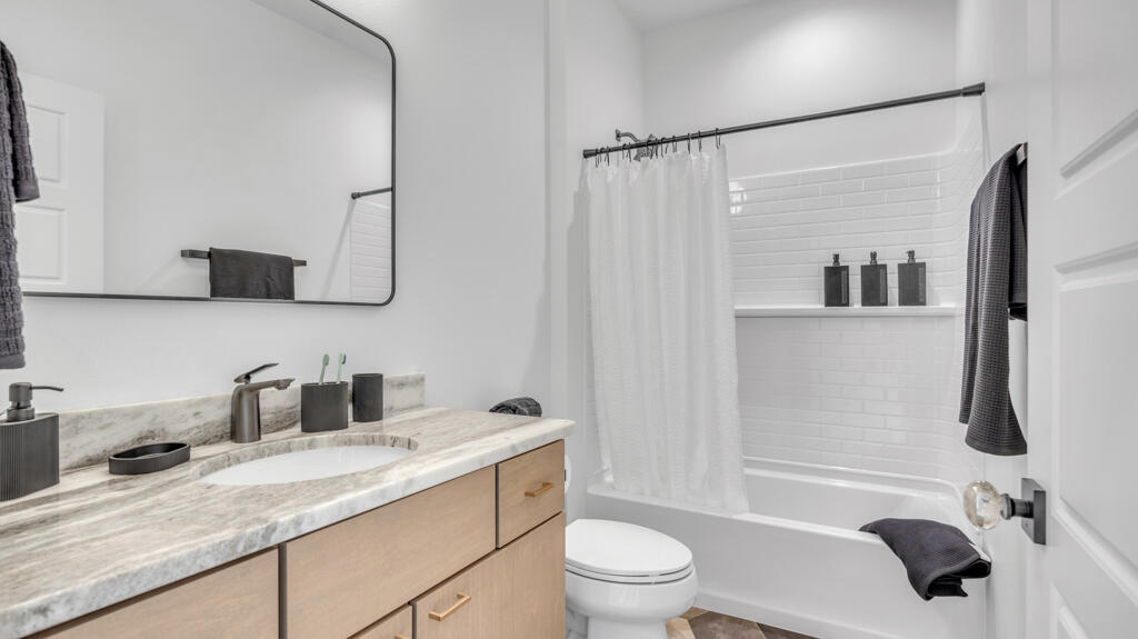 2628 Stahl Road Wilson, WI 53081 - Photo 21 of 37 Main Bath