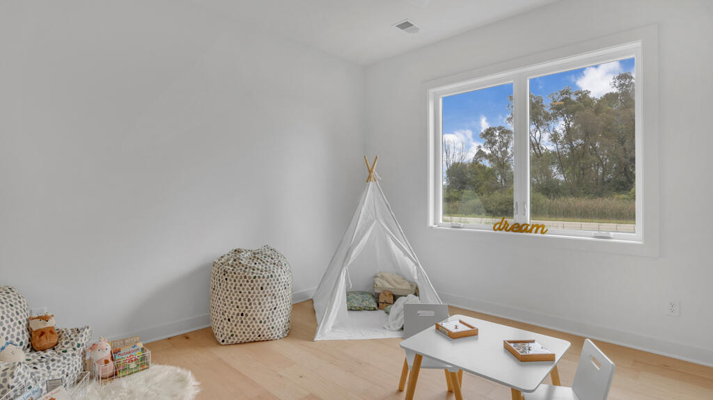 2628 Stahl Road Wilson, WI 53081 - Photo 23 of 37 Bedroom 3