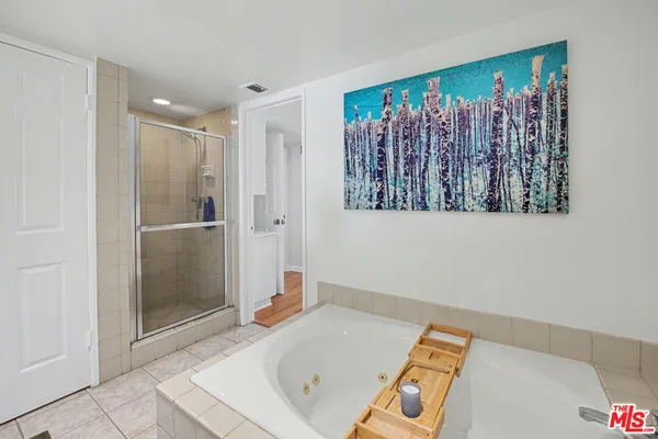 $945,000 | 1250 Amherst Avenue, Unit 302, Los Angeles, CA 90025