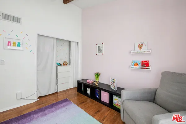 $945,000 | 1250 Amherst Avenue, Unit 302, Los Angeles, CA 90025