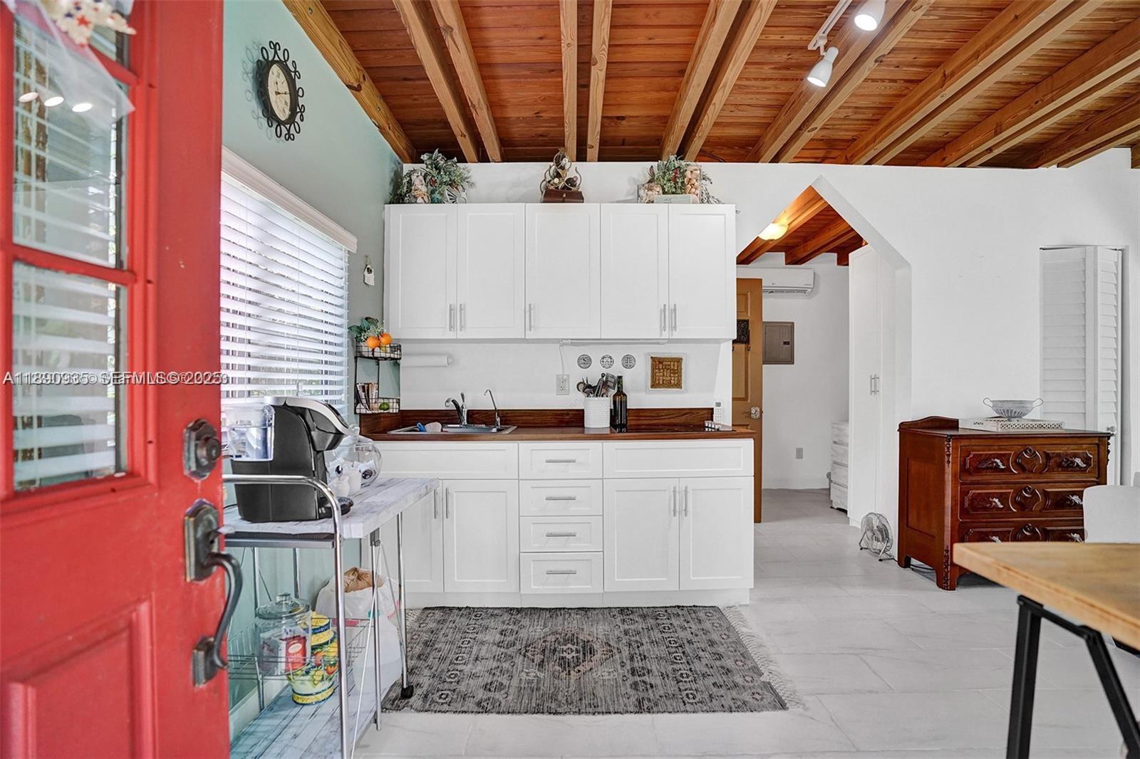 6031 Southwest 82nd Avenue Miami, FL 33143 - Photo 36 of 42