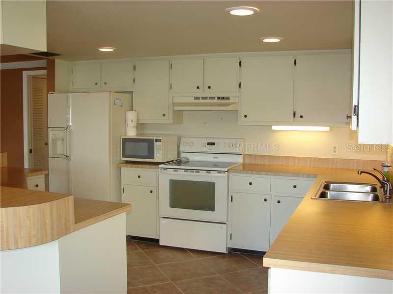 3235 Sugarloaf Key Road, Unit 11A Punta Gorda, FL 33955 - Photo 8 of 19 Kitchen