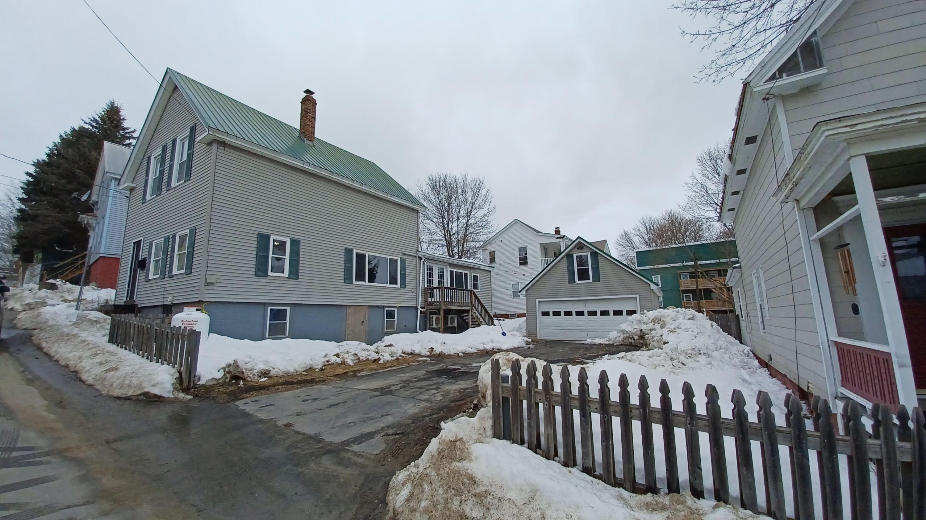 21 Gray Street Waterville, ME 04901 - Photo 2 of 50 20230308_101727