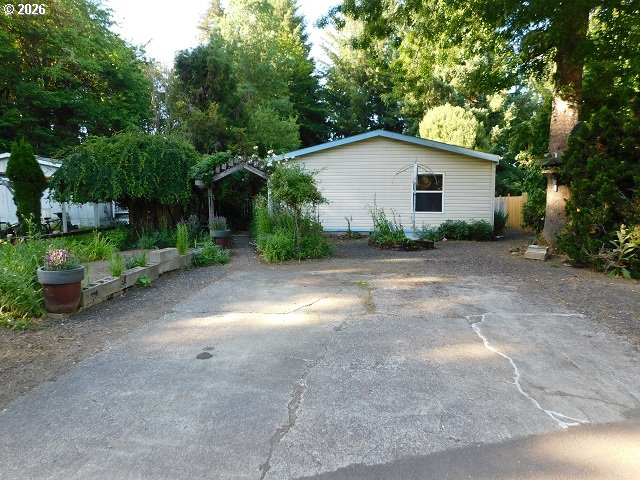 1105 Riverside Drive, Unit 32 Vernonia, OR 97064 - Photo 2 of 37 Parking