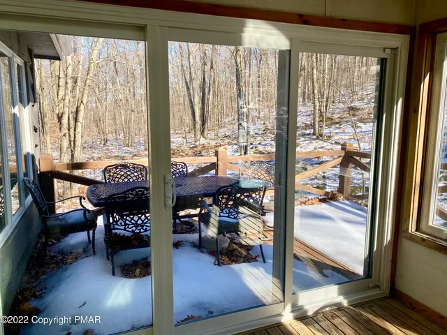 $475,000 | 50 Aspenwall Rd Lake, Lake Harmony, PA 18624