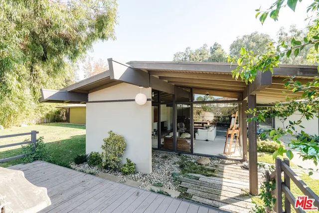 a view of a house with a patio